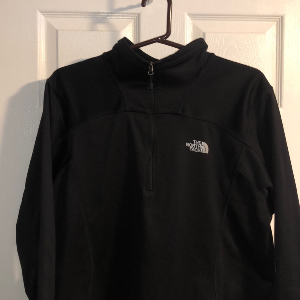 North Face Pullover Fleece. Quarter zip